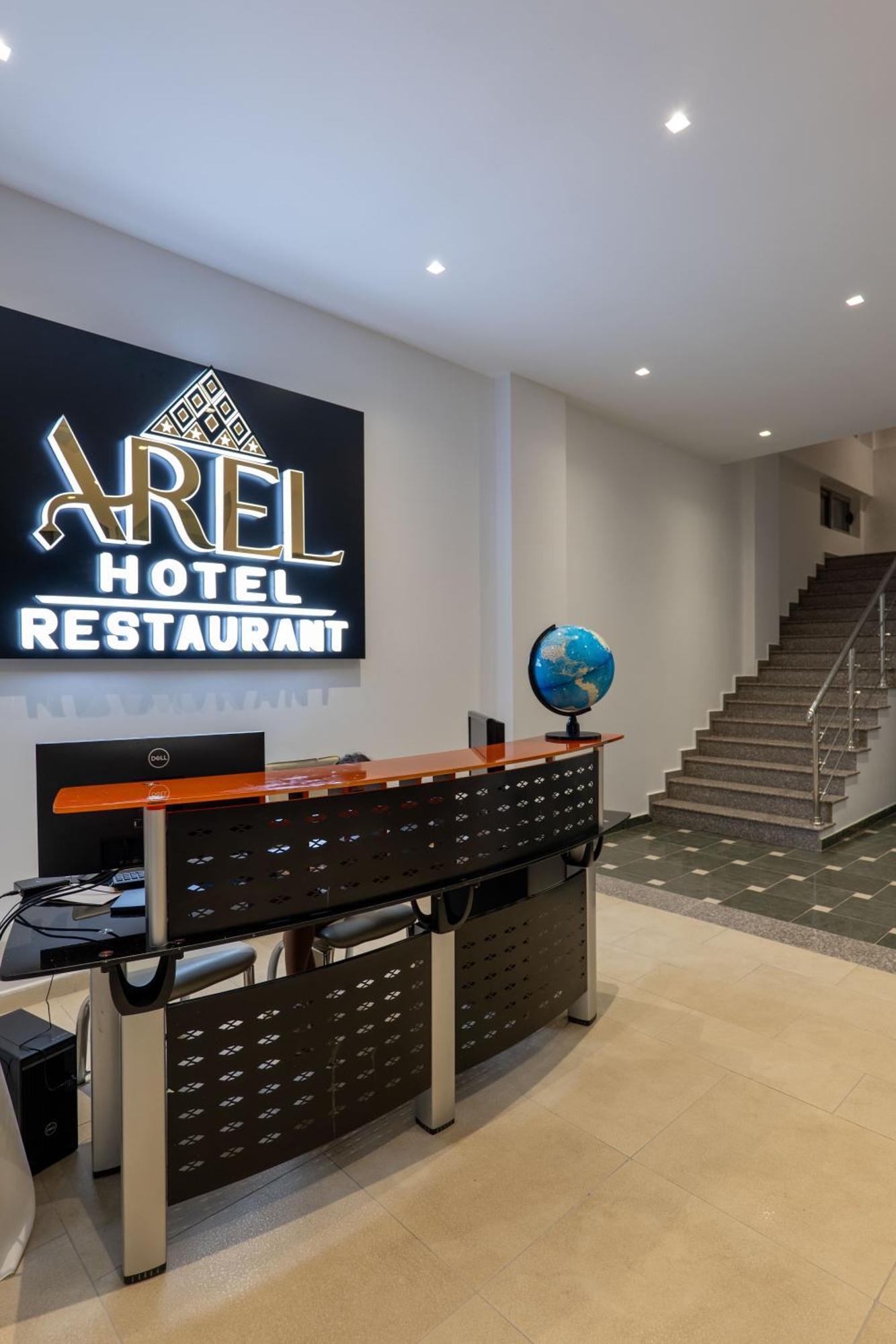 Arel Hotel Sarandë Buitenkant foto