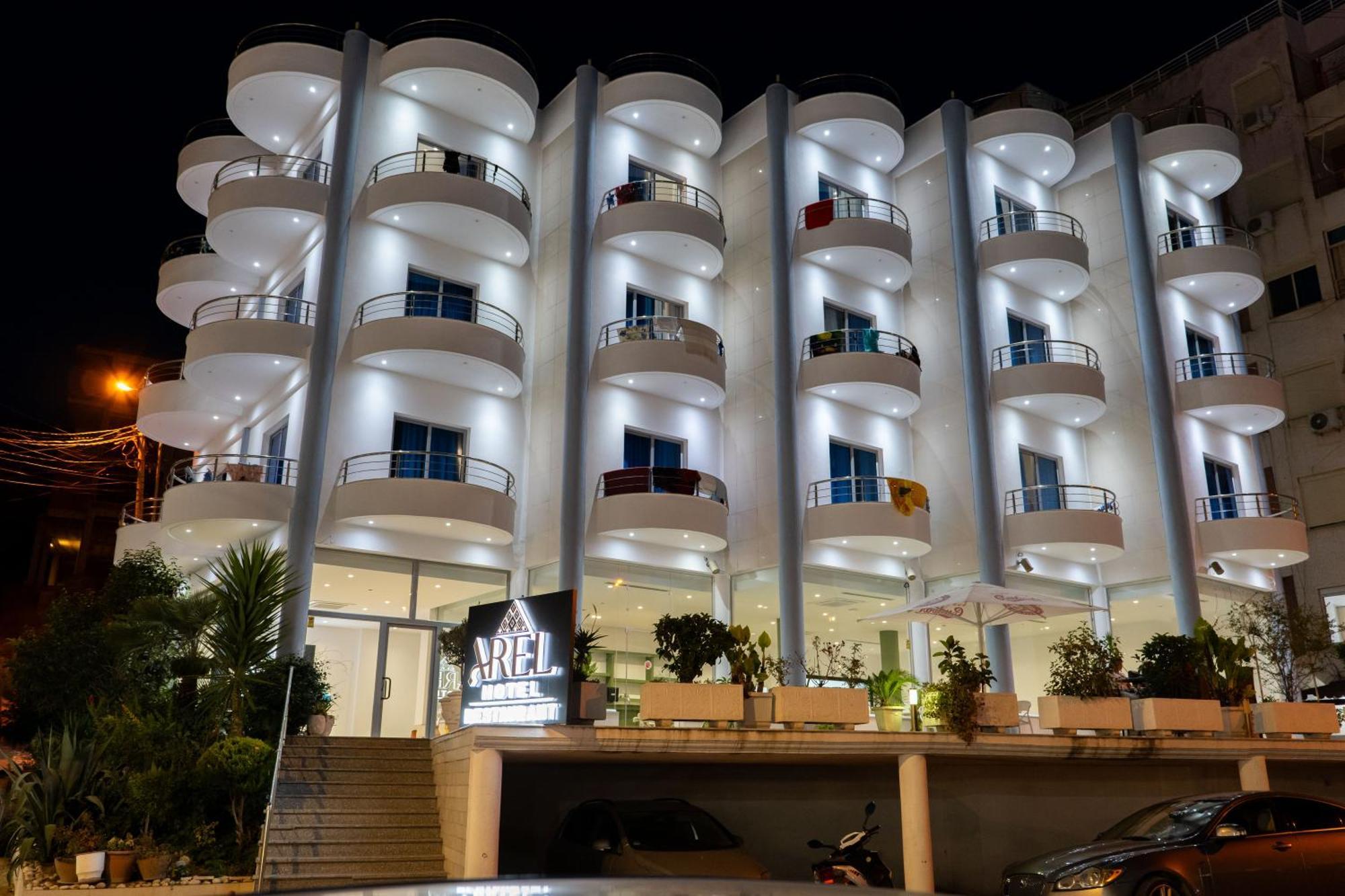 Arel Hotel Sarandë Buitenkant foto