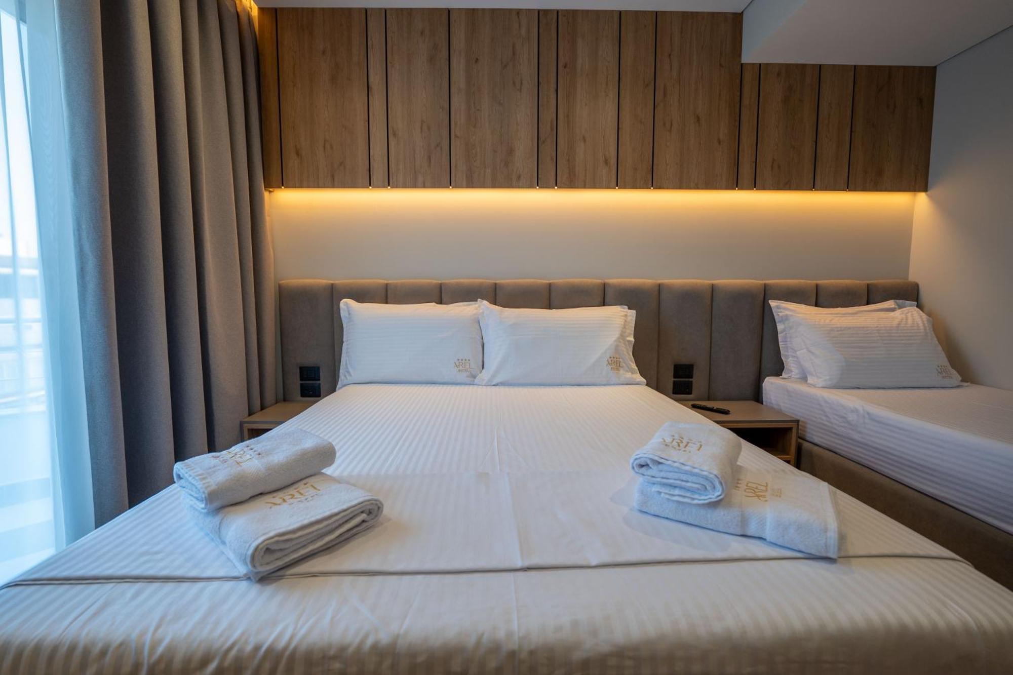 Arel Hotel Sarandë Buitenkant foto